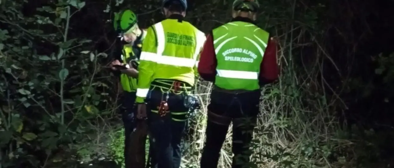 Ritrovato il cadavere di un uomo sotto un cavalcavia della A18 nel Catanese