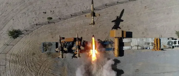 L’Iran attacca Israele con droni e missili, è guerra in Medio Oriente: il mondo trattiene il respiro