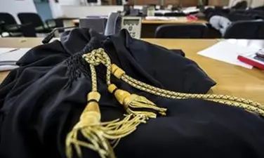 Il pentito Bruzzese chiede di scontare tutte le condanne in un’unica soluzione per “avvicinarsi” alla libertà: cosa dice la Cassazione