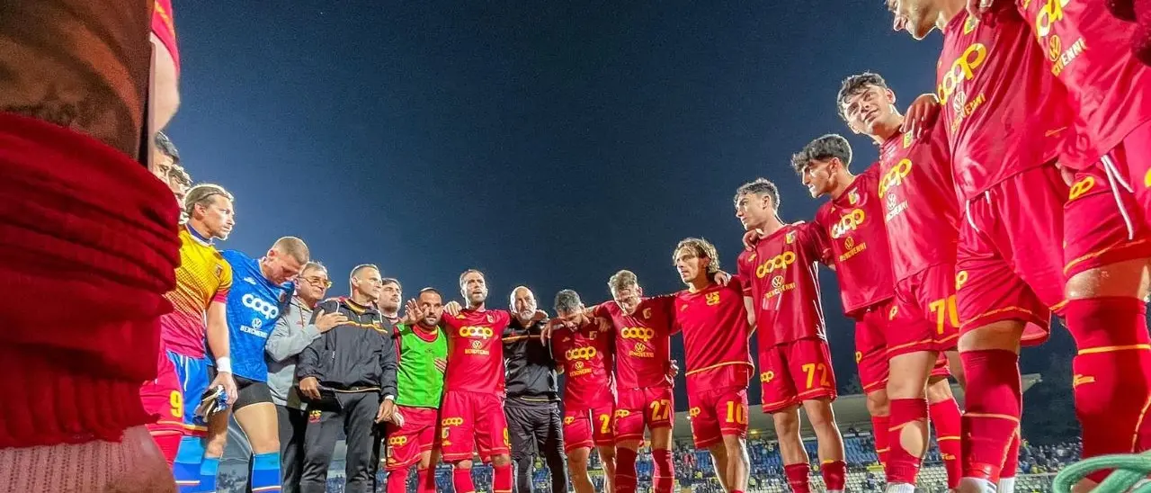 Catanzaro-Cremonese, Aquile a caccia di punti per volare sempre più in alto: partita la prevendita dei biglietti