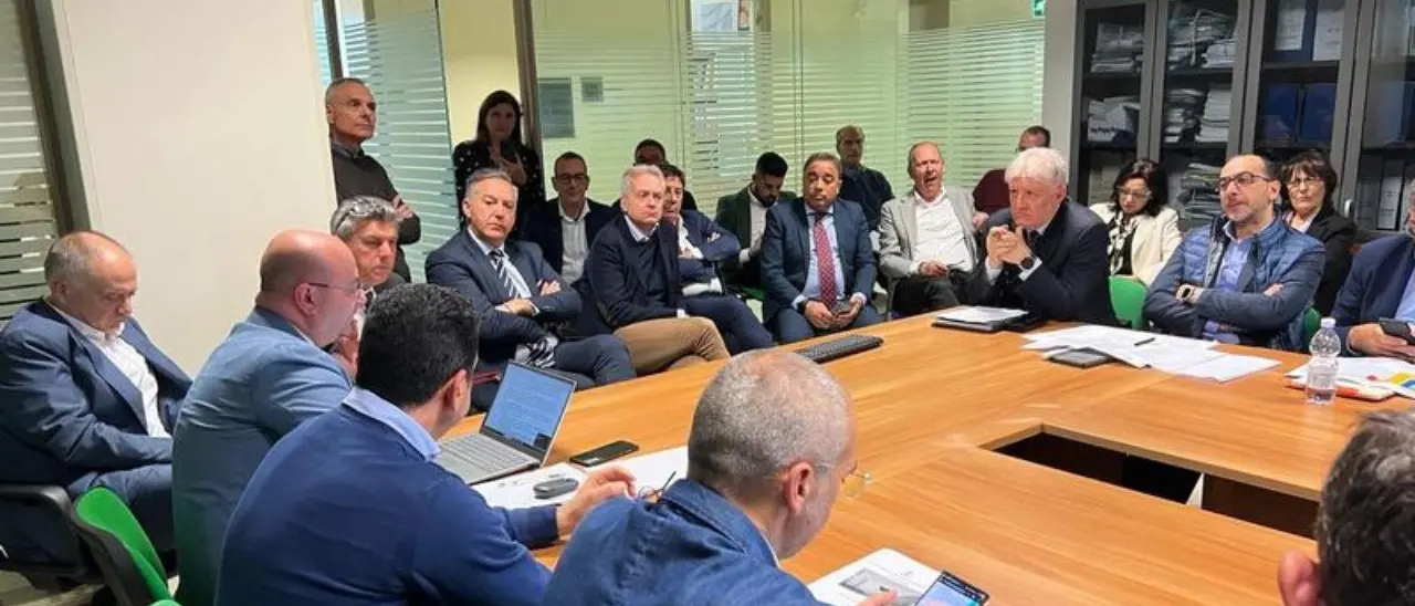 Acqua, istituita in Calabria cabina di regia per contrastare la siccità e garantire l’utilizzo ai fini potabili