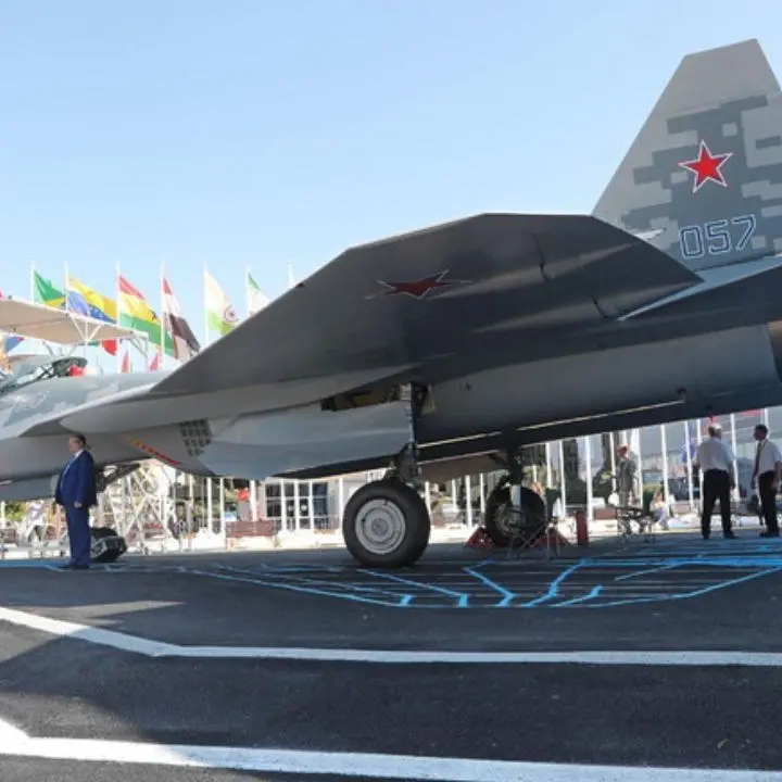 Iran: «Pronti a colpire i nemici di Israele con i jet supersonici russi»