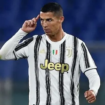 Ronaldo vince arbitrato contro Juventus, la società bianconera dovrà dargli 9,5 milioni di euro