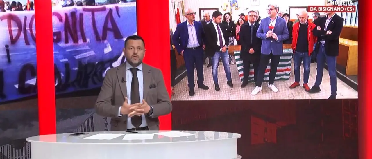 Al Comune di Bisignano in servizio più tirocinanti che dipendenti: il paradosso che racconta l’emergenza precariato in Calabria