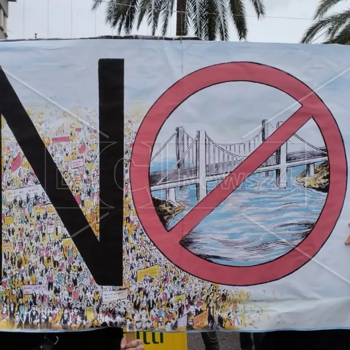 Villa San Giovanni, il movimento “No ponte” pronto a scendere in piazza: «Progetto scellerato»