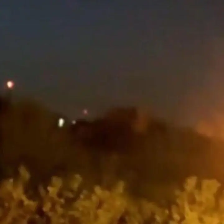 Israele attacca l’Iran, Teheran: «Un nuovo errore e la nostra risposta sarà dura»