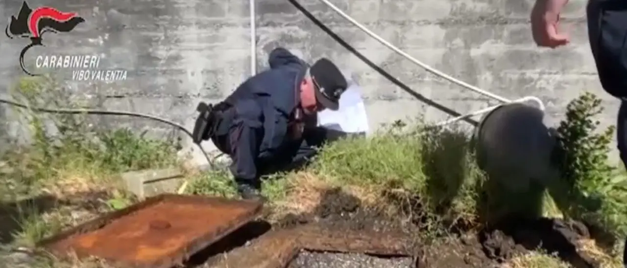 Inchiesta sui rifiuti nel Vibonese, sospesi due dirigenti della Regione Calabria e due funzionari dell’Arpacal - I NOMI