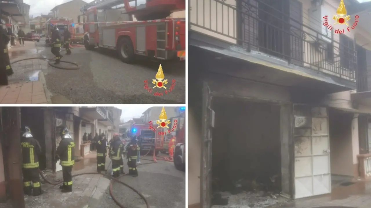 Incendio a Spezzano Albanese, i vigili del fuoco salvano due persone rimaste bloccate in un appartamento