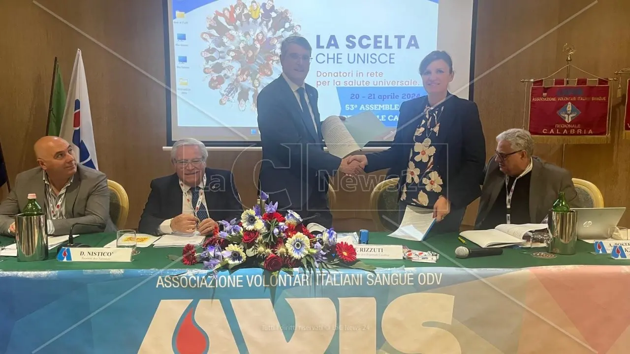 Sensibilizzare e prevenire: Avis e Garante della Salute sottoscrivono un protocollo d’intesa