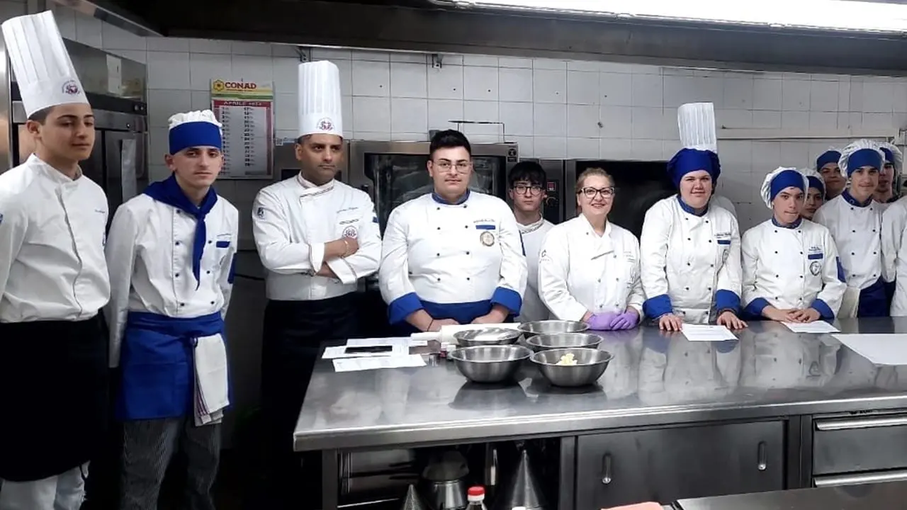 Giovani chef crescono, l’istituto alberghiero di San Giovanni come un college all’americana: «Qui richieste da tutta Italia»