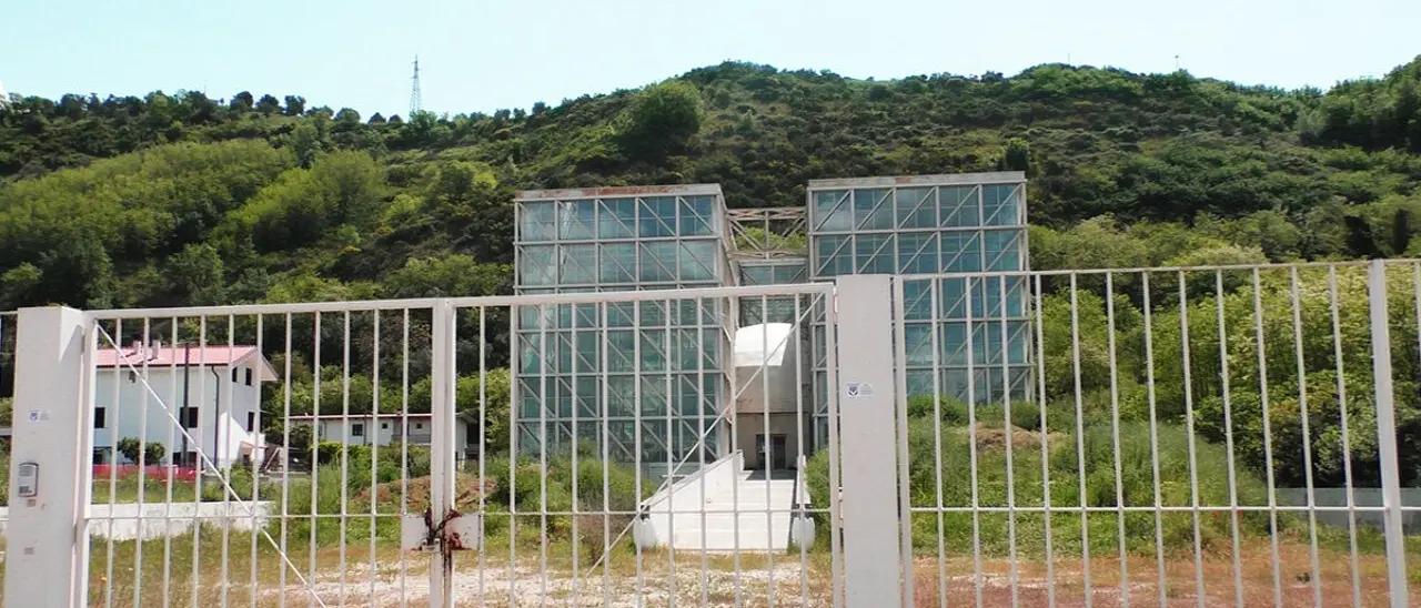 Planetario di Cosenza chiuso da quattro anni, l’amministrazione rassicura: «Presto un tavolo tecnico per intervenire»