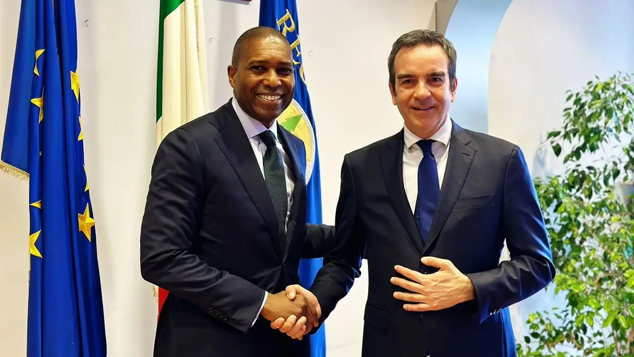 Uber arriva in Calabria, Occhiuto incontra il vicepresidente Tony West: «Si parte a giugno»