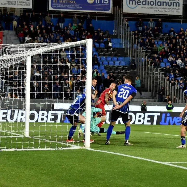 Pisa-Catanzaro, le Aquile sprecano una grande occasione: in 7 minuti i padroni di casa recuperano due gol. Finale 2 a 2