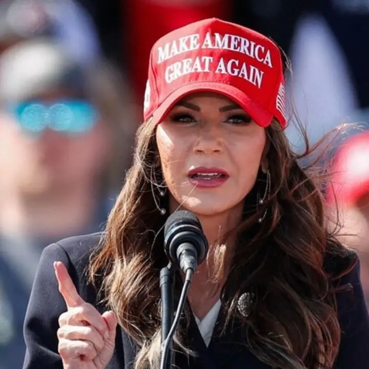 «Ho ucciso il mio cane, lo odiavo, era indisciplinato»: la rivelazione shock di Kristi Noem, possibile vice di Trump