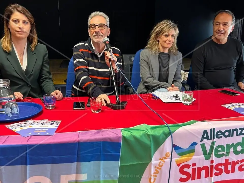 Pignataro: «Classe dirigente del centrosinistra calabrese non all’altezza. Ingerenze Usa inaccettabili»