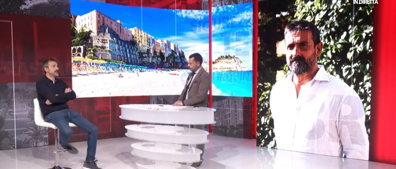 Scioglimento di Tropea, il sindaco Macrì a LaC: «Parentele scomode? Lo Stato mi disse “vai avanti, non ti devi dimettere”»