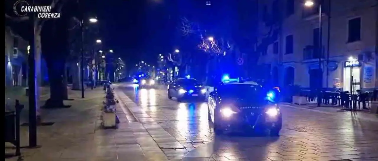 Castrovillari, rapine seriali in città: i carabinieri arrestano un 35enne