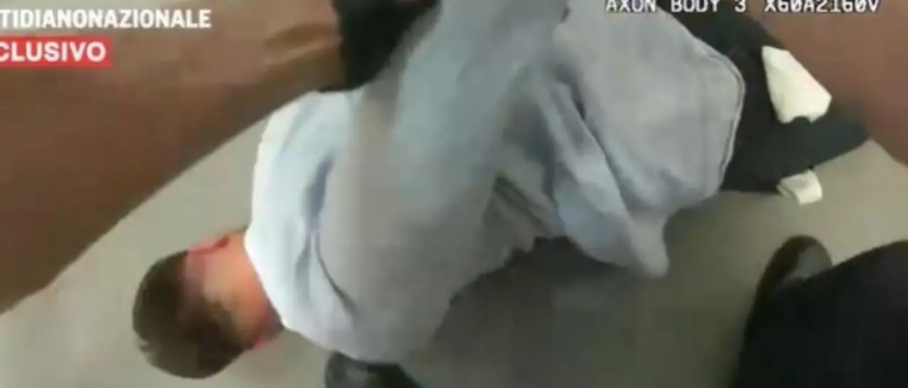 Studente italiano arrestato a Miami: sbattuto a terra e incaprettato dalla polizia. La madre: «Gli hanno distrutto la vita»