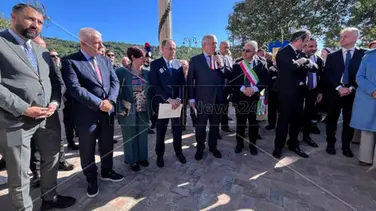 Il presidente albanese Begaj fa tappa a Pallagorio. Ad accoglierlo Occhiuto e Tajani: «Il legame tra i nostri Paesi è forte»