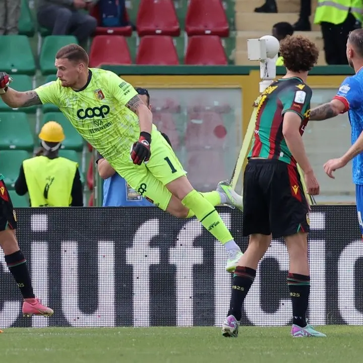 Ternana-Catanzaro, le Aquile cadono in Umbria. Il gol di Distefano decide il match