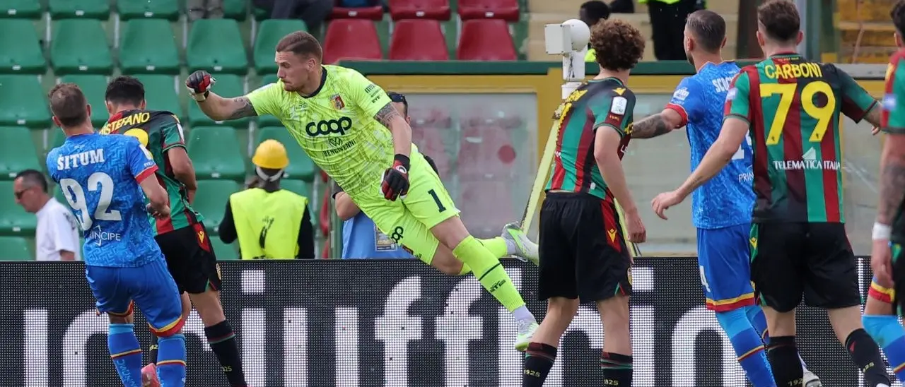 Ternana-Catanzaro, le Aquile cadono in Umbria. Il gol di Distefano decide il match