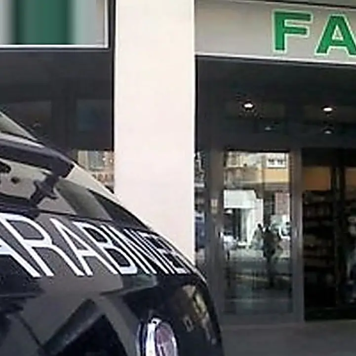 Gioia Tauro, scoperta e sequestrata una farmacia abusiva: trovate confezioni di fentanyl e morfina