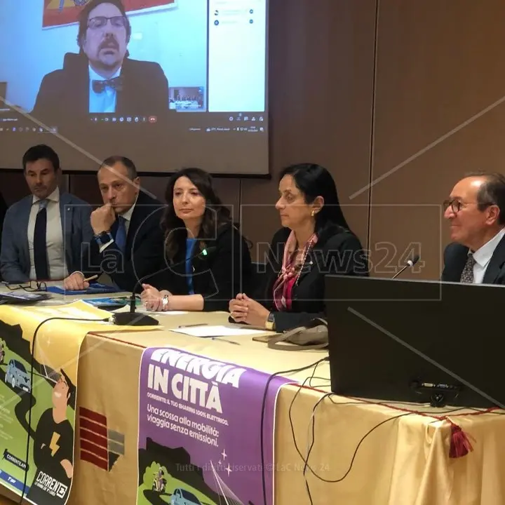 Una flotta di mezzi green per abbattere i costi della viabilità sulla tratta Cosenza-Unical