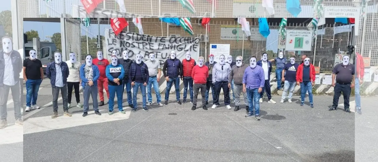 Gioia Tauro, spiragli per i 60 lavoratori Port Agency: si lavora a una proroga fino a dicembre