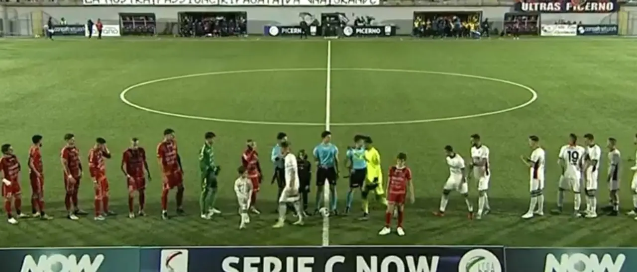 Play off per la promozione in B: il Crotone è fuori dalla corsa: il Picerno vince 2-0