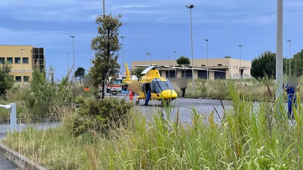 Scalea, l’aviosuperficie è chiusa e l’elisoccorso è costretto ad atterrare nell’area parcheggio
