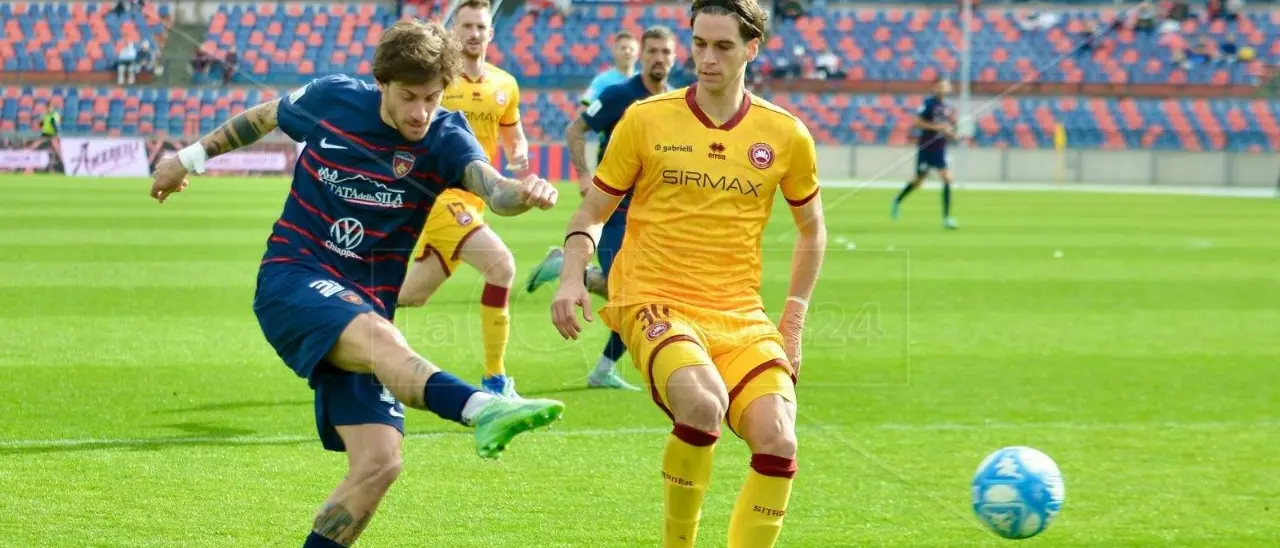 Cosenza calcio, il centrocampista Antonucci a LaC: «Qui ho imparato un nuovo ruolo»