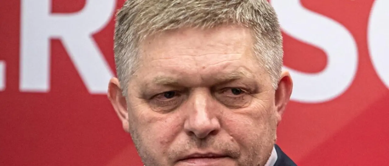 Il premier slovacco Robert Fico ferito a colpi di pistola: trasportato in ospedale «tra la vita e la morte»