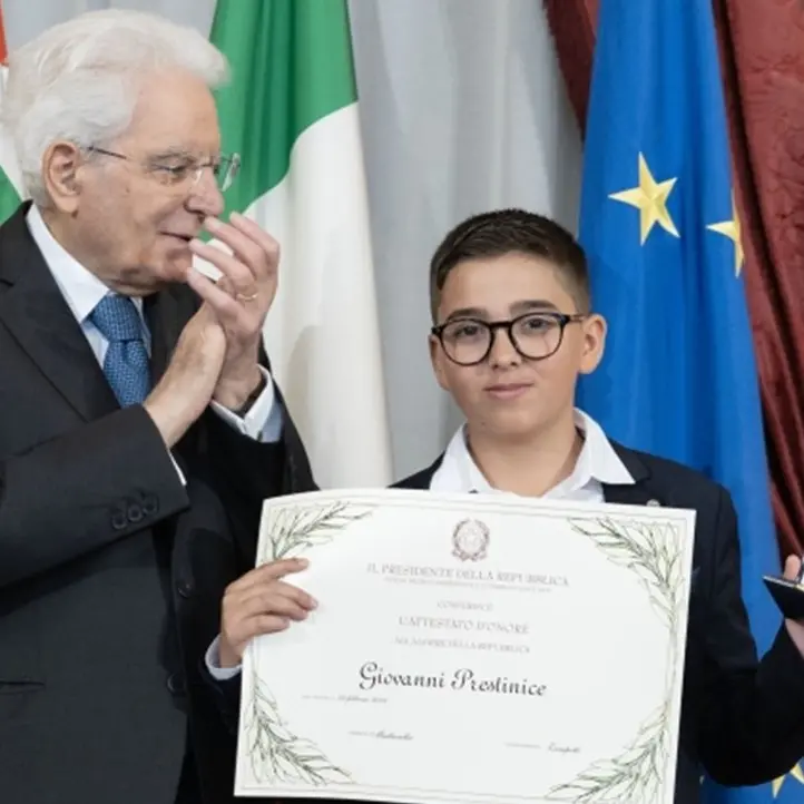 In prima linea dopo Cutro, Mattarella consegna al 13enne calabrese Giovanni Prestinice l’attestato di Alfiere della Repubblica