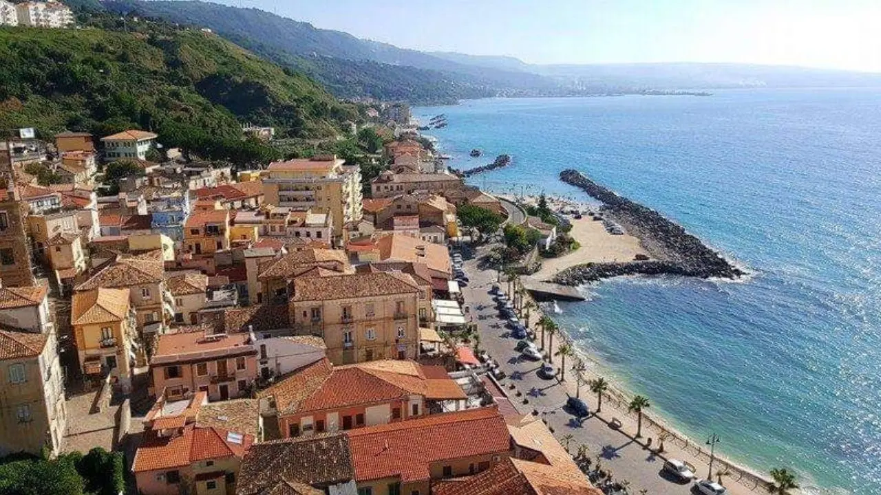 Turismo a passo lento, a Pizzo un incontro sul fenomeno del Cammino Kalabria coast to coast