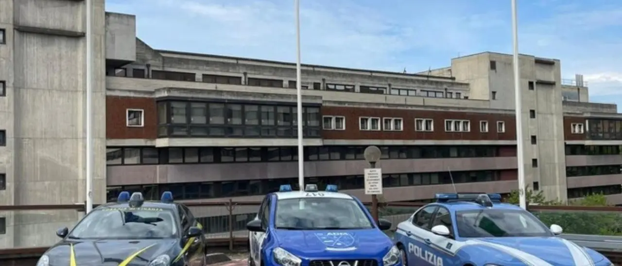 Scoperta una presunta frode fiscale milionaria su 500 supercar: 11 denunce. Sedi operative fittizie anche in Calabria