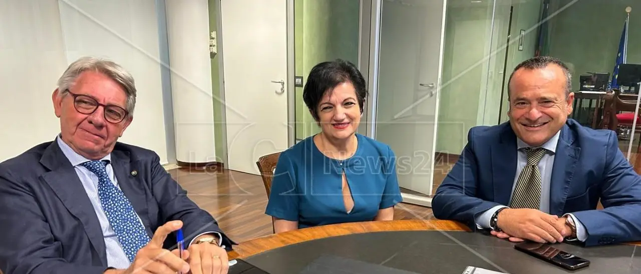 Rende, i commissari revocano il Psc: era l’ultimo atto approvato (in 15 minuti) dall’amministrazione Manna prima dello scioglimento