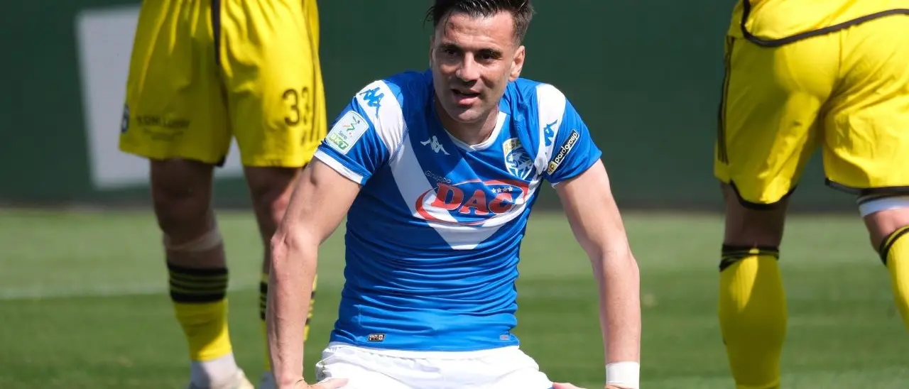 Catanzaro-Brescia, Maran lavora con il gruppo al completo ma restano dei dubbi per Moncini