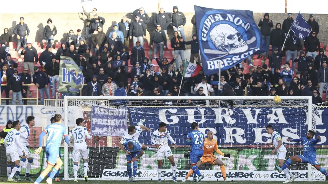 Play off Catanzaro-Brescia, i tifosi biancazzurri pronti ad affollare il settore ospiti del Ceravolo