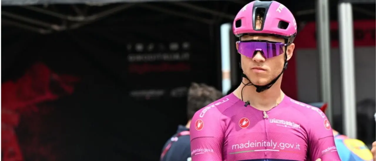 Giro d’Italia, Milan vince (ancora) in volata a Cento. Pogacar resta in maglia rosa