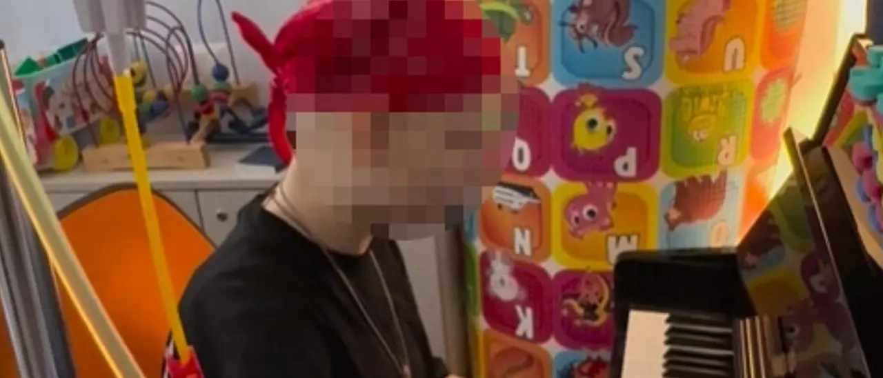 Malata di tumore a 14 anni e bersaglio degli haters, Mattarella le scrive su Instagram: «Complimenti per la tua forza»