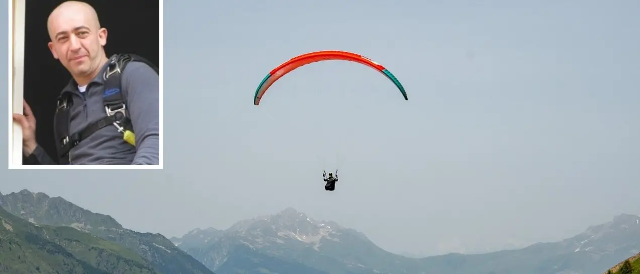 Incidente sulle Dolomiti, precipita parapendio: muore attore 55enne
