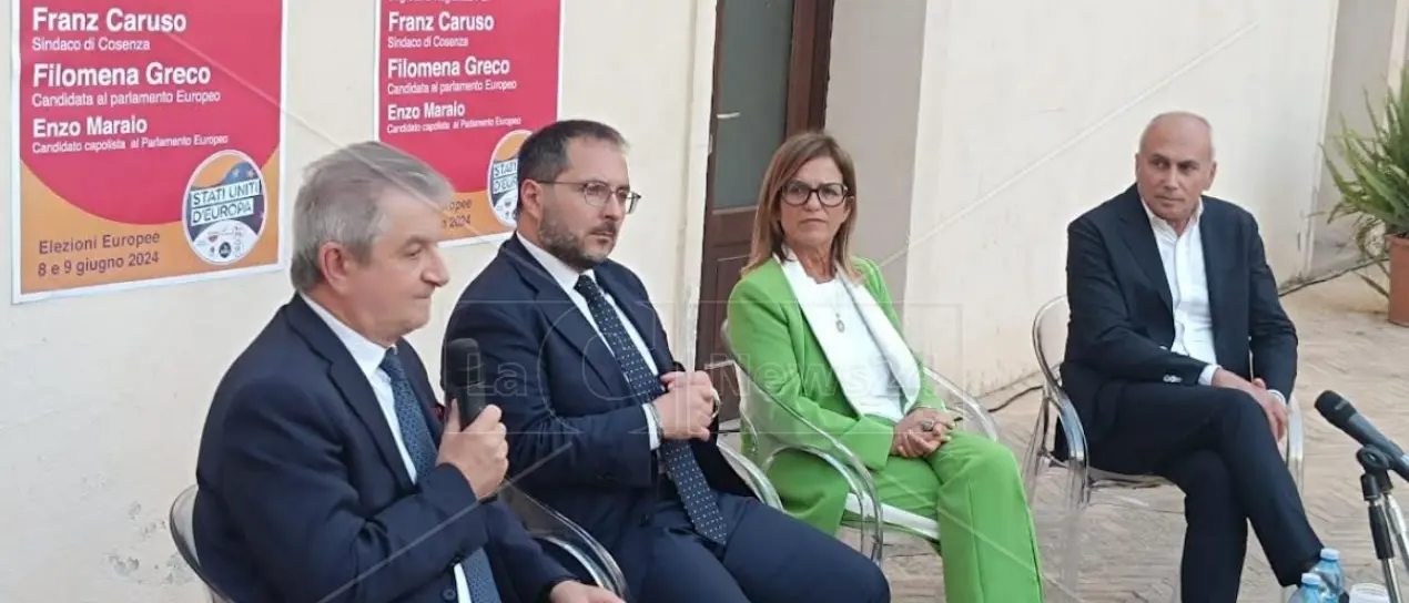 Elezioni, a Cosenza Maraio (Psi) e Greco lanciano la lista Stati Uniti d’Europa: «Si riparta dal Sud»