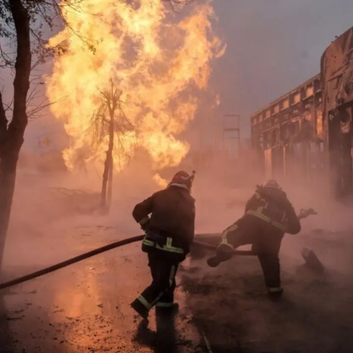 Guerra in Ucraina, Londra accusa la Cina: «Fornisce armi alla Russia, abbiamo le prove»