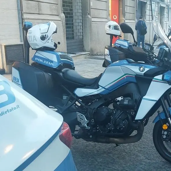 Reggio Calabria, beccato in flagranza di reato mentre tenta il furto di un’auto: arrestato 24enne