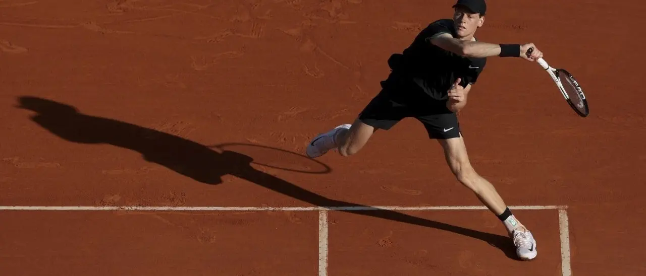 Tennis, sorteggiato il tabellone del Roland Garros: Sinner parte con Eubanks