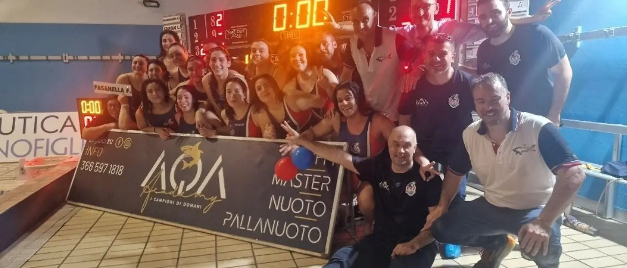 Pallanuoto femminile, il Cosenza resta in A1: contro Genova vince gara tre 18 a 13