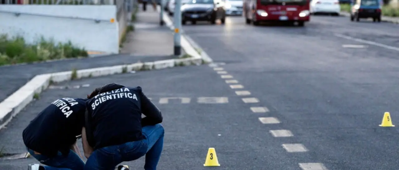 Raggiunta per errore da un colpo di pistola a Roma: morta in ospedale 81enne di Reggio Calabria