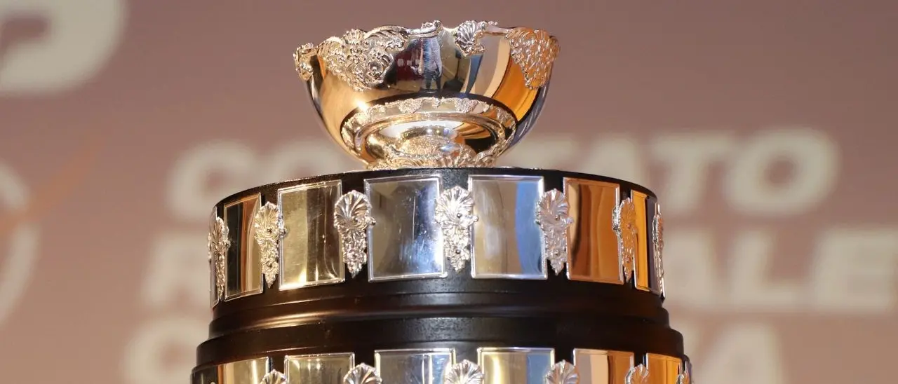 Reggio Calabria accoglie la Coppa Davis: in piazza Duomo allestito un campo di mini tennis