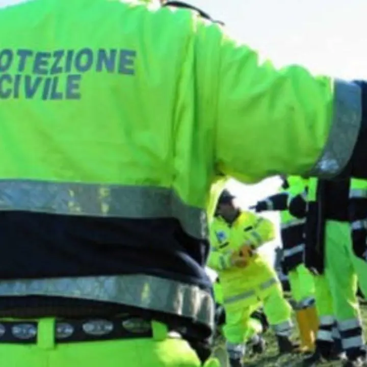 Terremoto nel Crotonese, la Protezione civile: «Tanta paura ma nessun danno, strutture sul territorio ancora allertate»