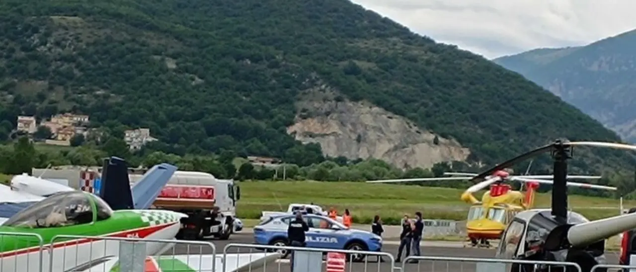 Tragedia a L’Aquila durante l’Air show, 40enne muore investito da un mezzo pesante